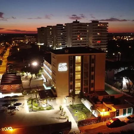 Pato Rojo Hotel 3*