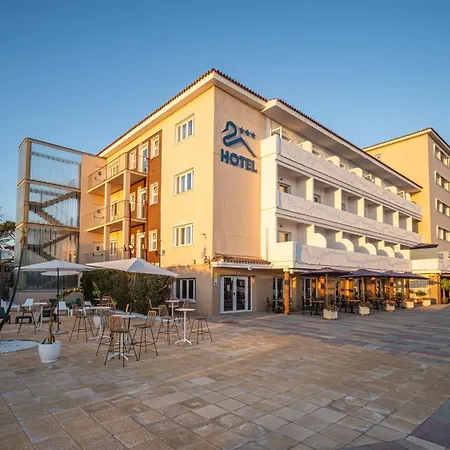 Pato Rojo Hotel